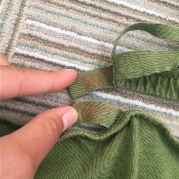 Pansy Co Leaf Set - Picture 4 of 4